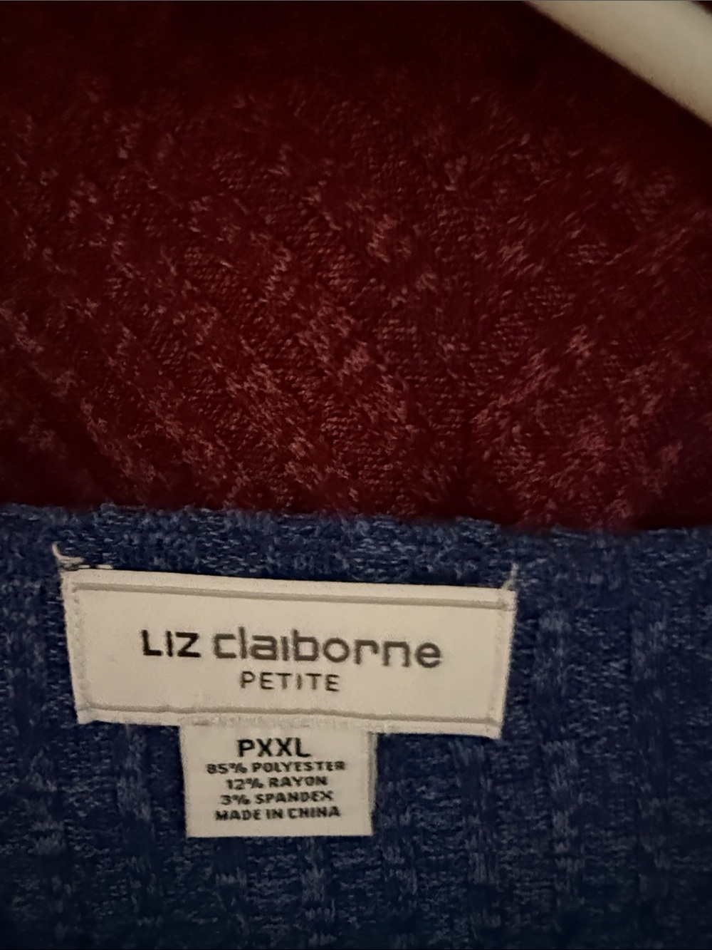 3 Liz Claiborne V-Neck Sweaters in Burgundy, Blue & Black - Picture 5 of 12